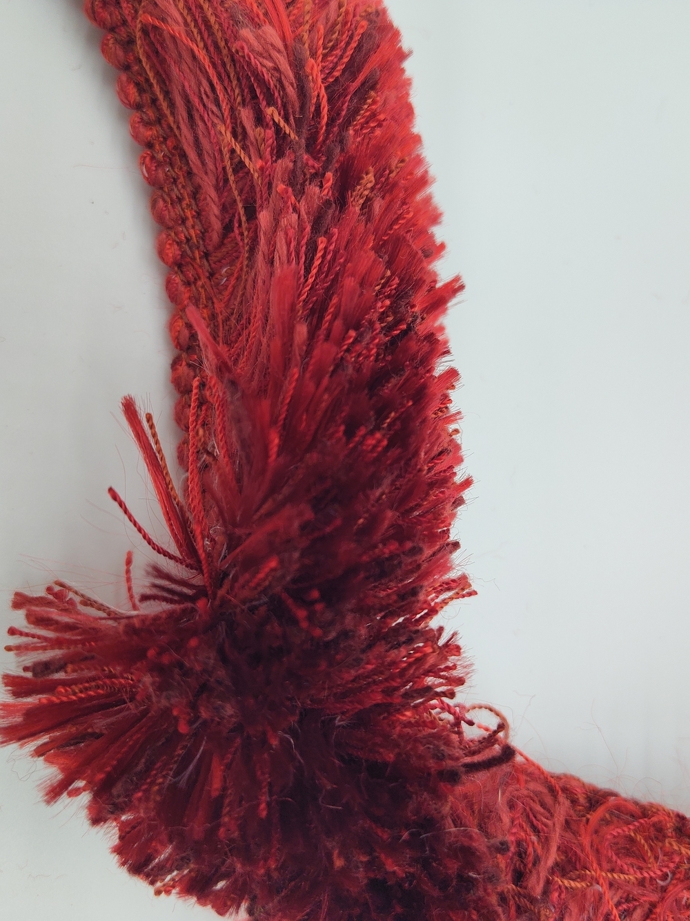 HOULÈS PARIS Vintage Red Brush Fringe Trim Five (5) Yards French Passementerie - Picture 3 of 6